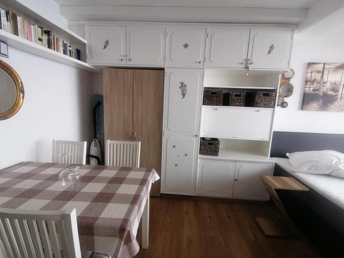 Haus Enzian - Apartment Gerlitzen Kanzelhohe Exteriér fotografie